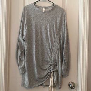 Cute Elan sweater with cute ruching/tie on side. Size large. Never worn